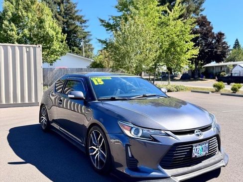 Used 2015 Scion tC FWD image 3