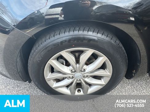 Used 2019 Kia Sedona EX image 27