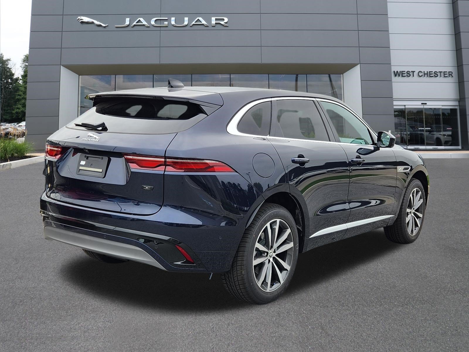 New 2026 Jaguar F-PACE R-Dynamic S AWD/4WD image 4
