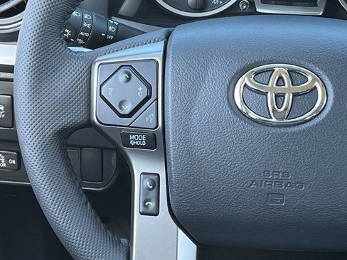 Used 2023 Toyota Tacoma SR5 RWD image 12