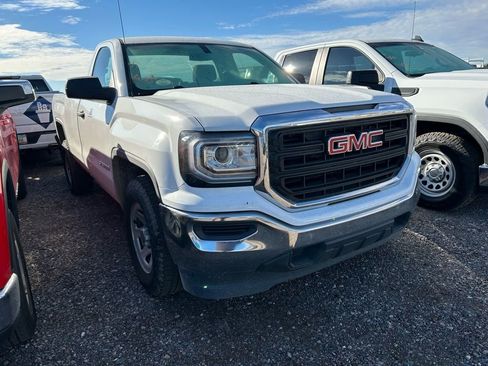 Used 2018 GMC Sierra 1500 Base image 2
