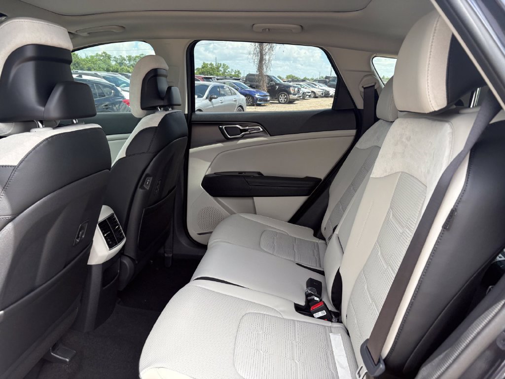 New 2026 Kia Sportage SX FWD image 10