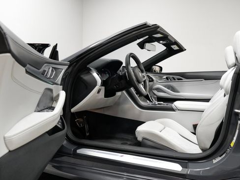 Used 2020 BMW M8 Convertible w/ Driving Assistance Package image 29