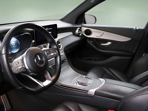 Used 2022 Mercedes-Benz GLC 300 image 20