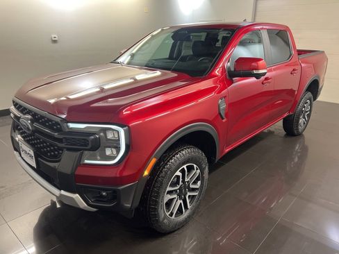 New 2025 Ford Ranger Lariat w/ FX4 Off-Road Package image 3