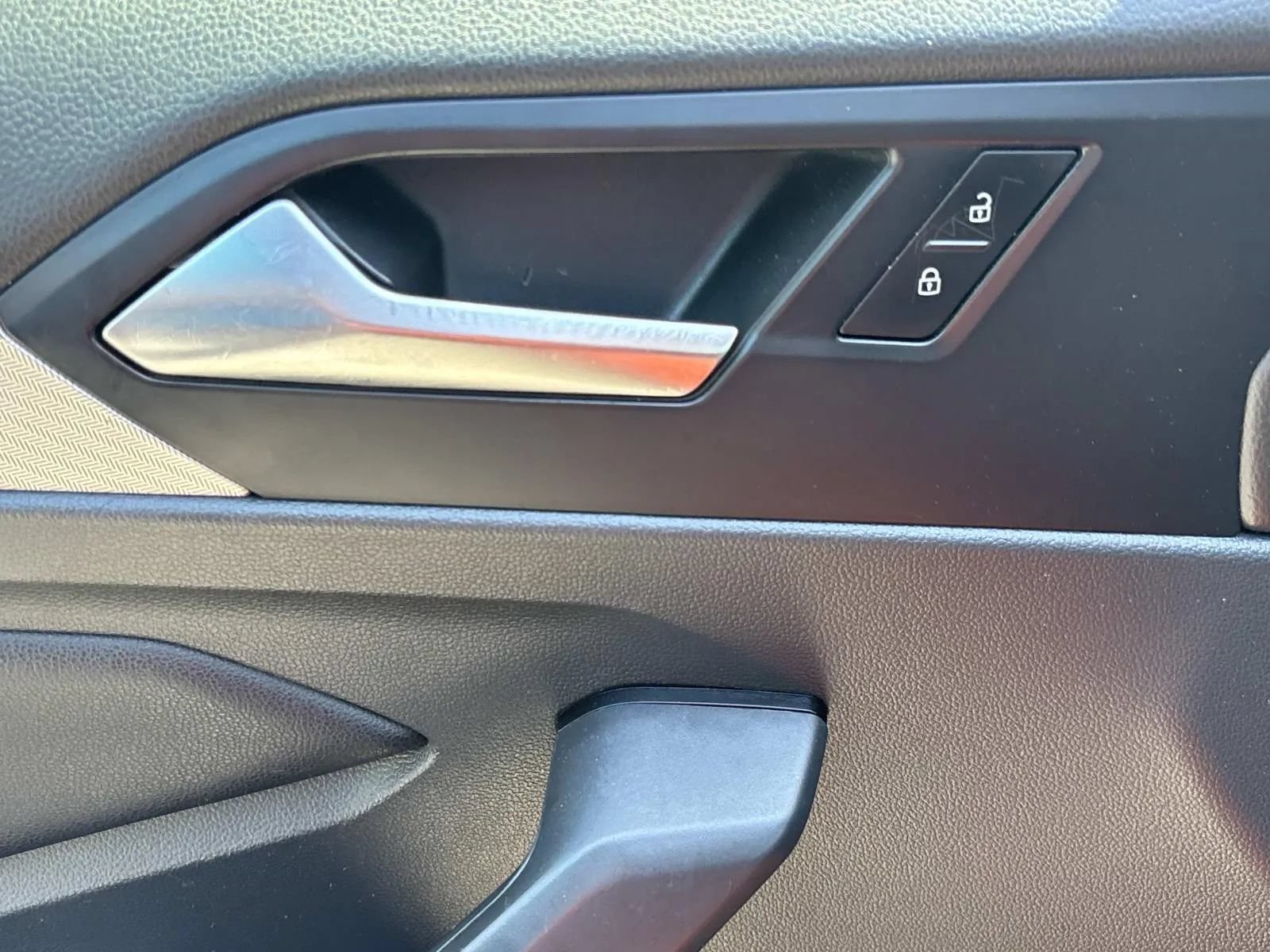 Used 2019 Volkswagen Jetta R-Line FWD image 14