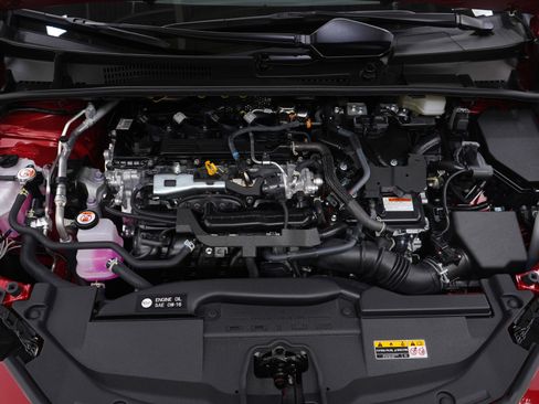 Used 2025 Toyota Prius XLE image 24