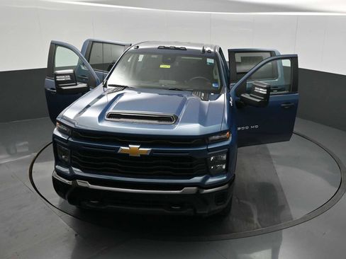 New 2026 Chevrolet Silverado 2500 Custom w/ Custom Value Package image 27
