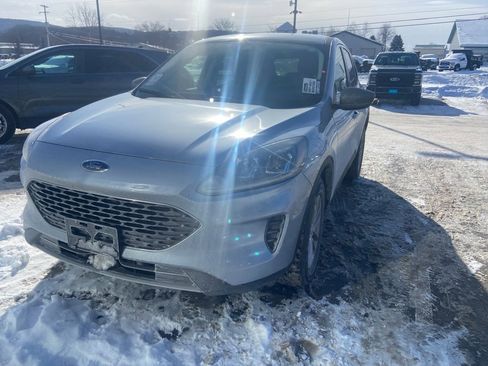 Used 2022 Ford Escape SE w/ Convenience Package image 3