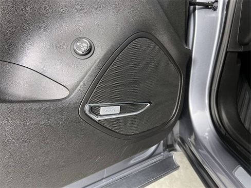 Certified 2022 Buick Envision Avenir w/ Technology Package II image 25