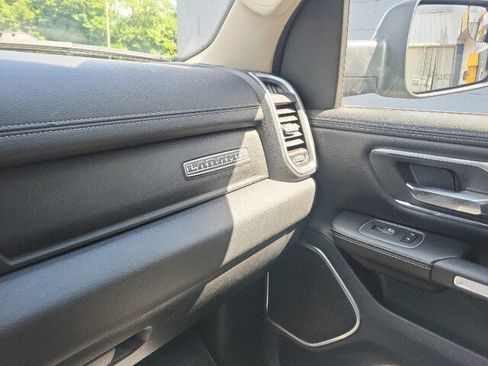 Used 2021 RAM 1500 Laramie AWD/4WD image 17