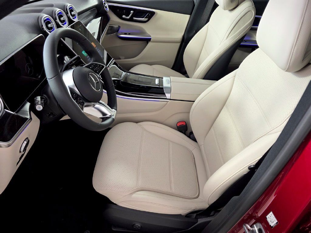 New 2027 Mercedes-Benz GLC 300 image 6