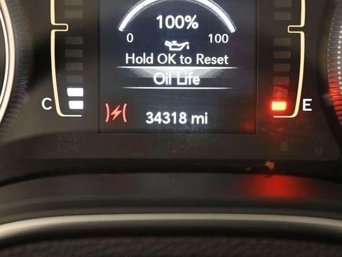 Used 2020 Jeep Cherokee Latitude Lux w/ Comfort/Convenience Group image 17