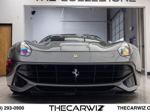Used 2016 Ferrari F12 Berlinetta RWD image 12