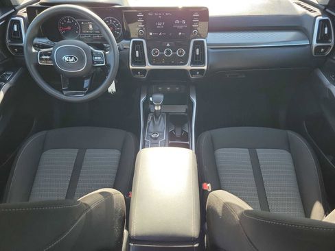 Used 2021 Kia Sorento LX image 14