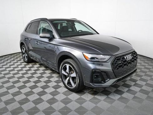 Used 2023 Audi Q5 2.0T Prestige w/ Prestige Package AWD/4WD image 1