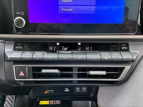 Used 2025 Toyota Camry LE image 22