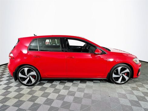 Used 2020 Volkswagen GTI SE image 8