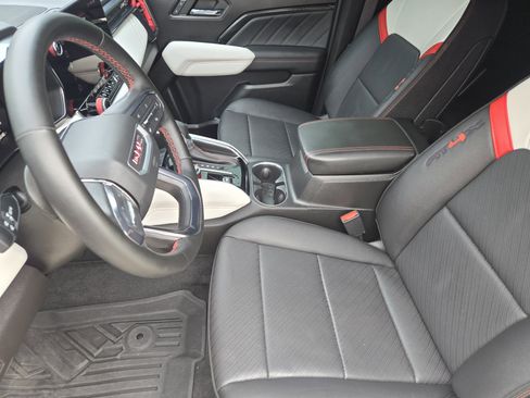 Used 2023 GMC Canyon AT4X w/ Edition 1 AWD/4WD image 16