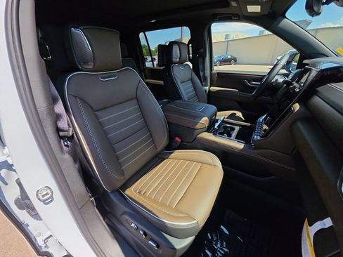 New 2026 GMC Yukon XL Denali Ultimate AWD/4WD image 20