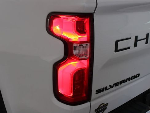 Used 2024 Chevrolet Silverado 1500 High Country w/ Technology Package AWD/4WD image 58