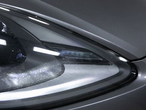 Certified 2022 Porsche Cayenne GTS image 33