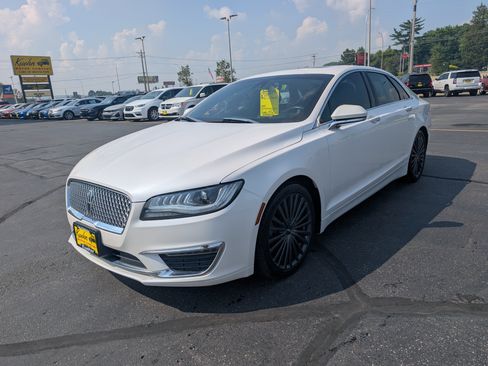 Used 2018 Lincoln MKZ Reserve AWD/4WD image 4