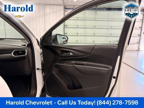 Used 2020 Chevrolet Equinox Premier AWD/4WD image 10