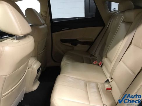 Used 2010 Honda Crosstour EX-L image 29