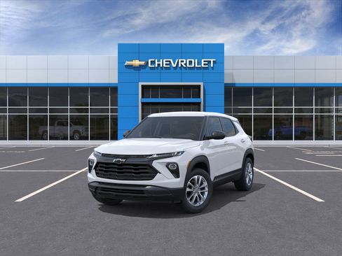 New 2026 Chevrolet TrailBlazer LS image 8