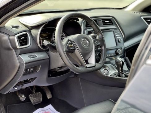 Used 2017 Nissan Maxima 3.5 SL image 10