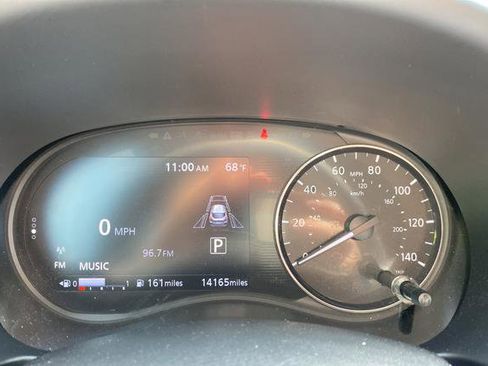 Used 2023 Nissan Kicks SR w/ SR Premium Package FWD image 15
