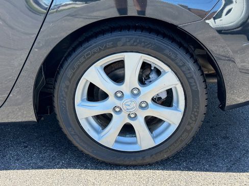 Used 2010 MAZDA MAZDA3 i Touring FWD image 8