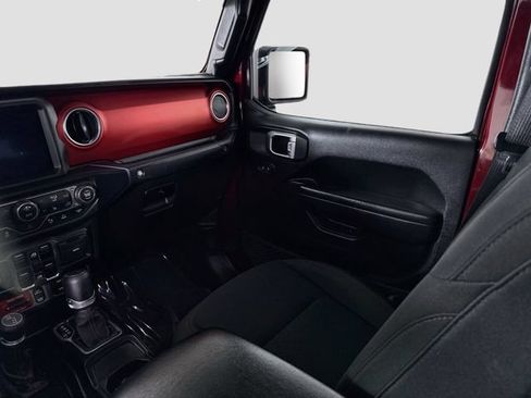 Used 2021 Jeep Gladiator Rubicon AWD/4WD image 23