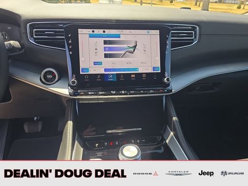 New 2026 Jeep Grand Wagoneer Limited AWD/4WD image 18