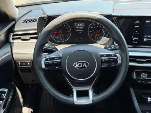 Used 2021 Kia K5 LXS FWD image 10