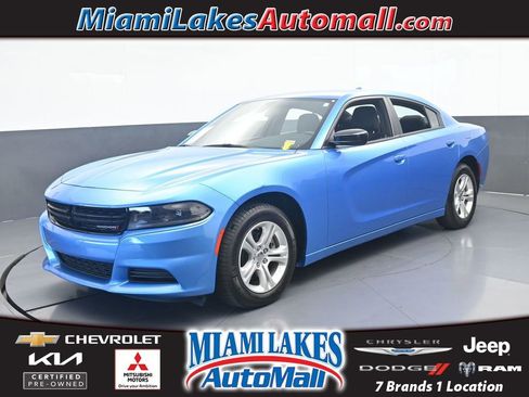 Used 2023 Dodge Charger SXT RWD image 1