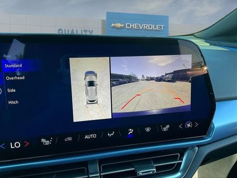 Certified 2024 Chevrolet Equinox EV LT w/ LPO, Trailering Package FWD image 16
