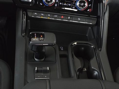 New 2026 GMC Sierra 1500 AT4 w/ AT4 Premium Package AWD/4WD image 13