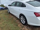 Used 2022 Chevrolet Malibu LT image 2