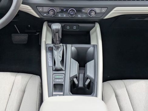 Used 2025 Honda Accord SE image 18