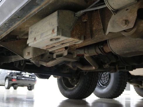 Used 2004 Land Rover Discovery HSE image 14