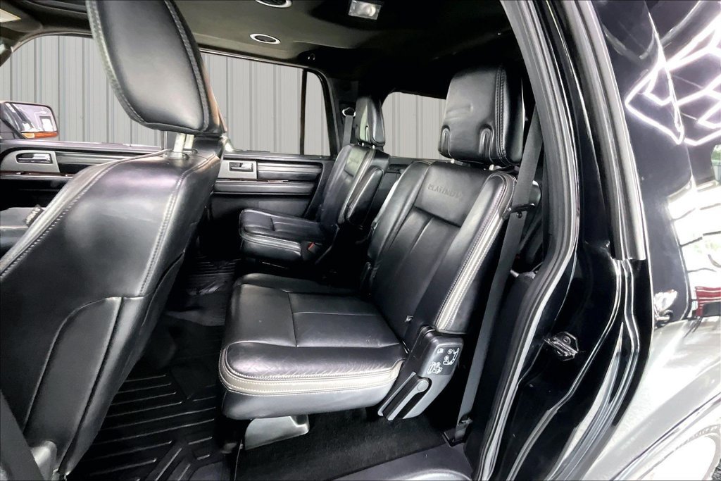 Used 2017 Ford Expedition EL Platinum AWD/4WD image 22