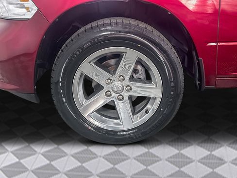 Used 2017 RAM 1500 Express image 35