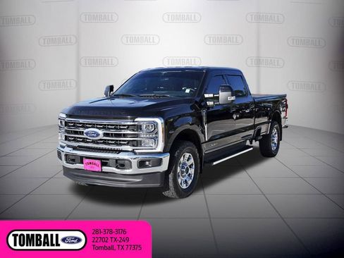 Certified 2023 Ford F250 Lariat image 3