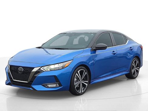 Used 2023 Nissan Sentra SR w/ Trunk Package image 2
