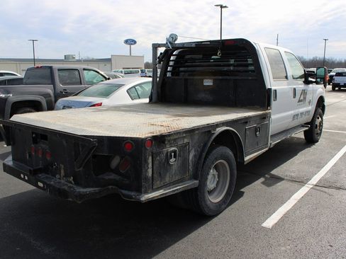 Used 2015 Ford F350 XLT w/ XLT Interior Package image 6