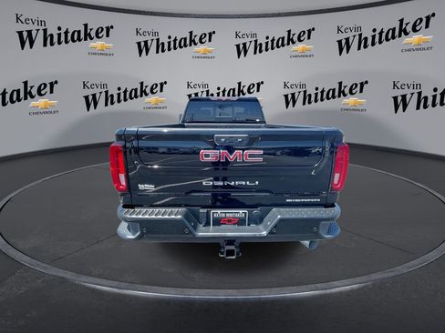 Used 2020 GMC Sierra 3500 Denali w/ Denali Ultimate Package AWD/4WD image 7