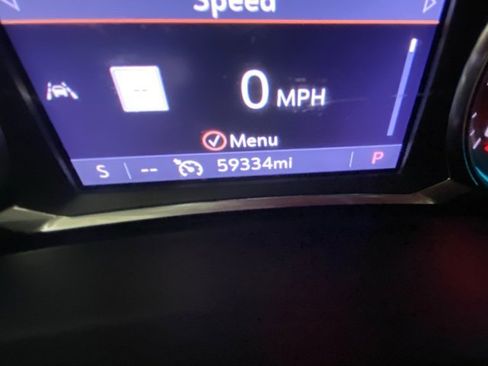 Used 2020 Chevrolet Equinox LT image 17