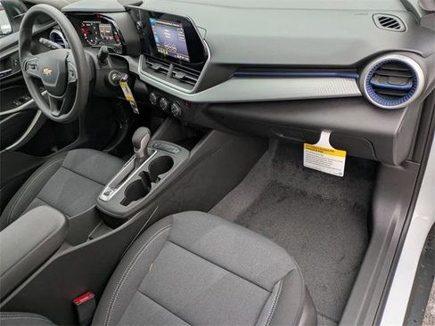 New 2026 Chevrolet Trax LS image 26